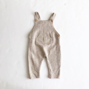 Zara oatmeal knit soft jumpsuit EUC 6-9 months